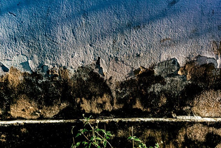 How Water Damage Shortens the Life of Retaining Walls